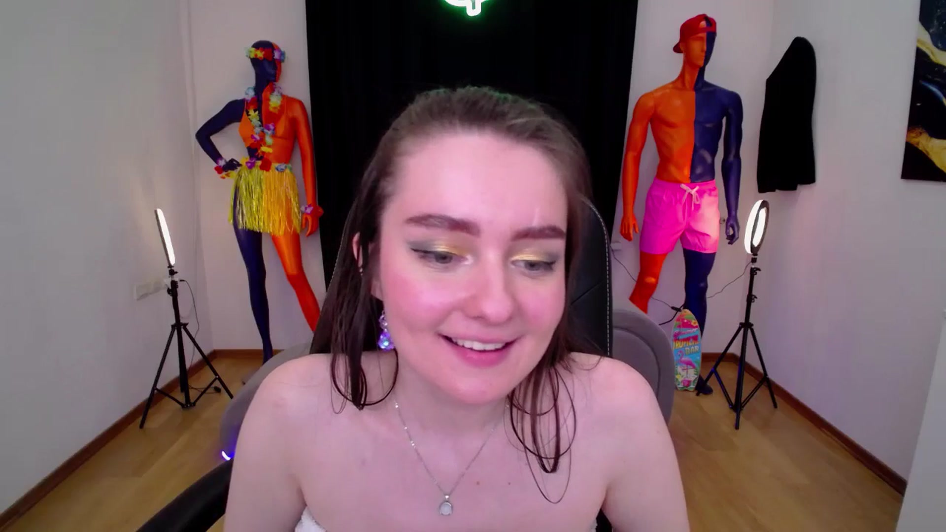 Gallery image thumbnail from Milim_Nava's myfreecams stream on, 09/17/2024, 04:25 image 3 of 20