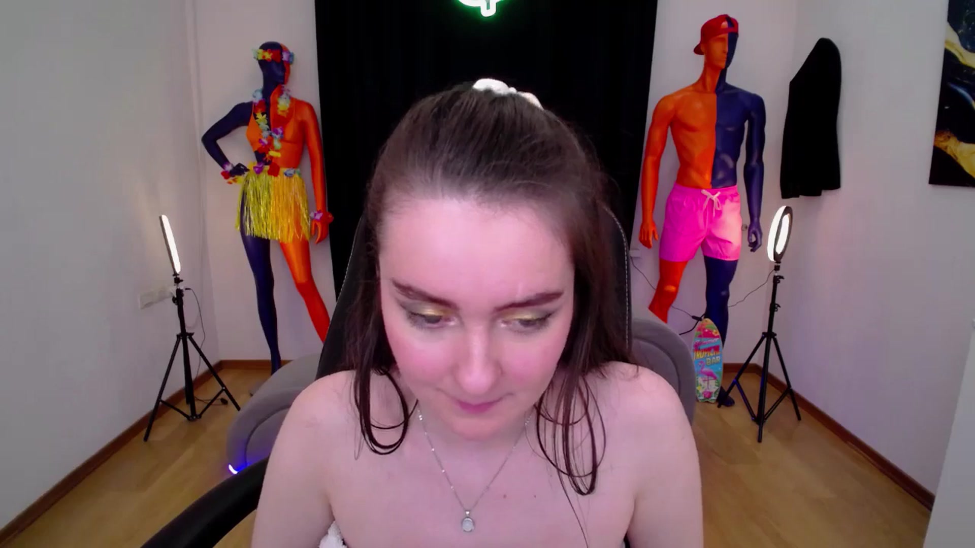 Gallery image thumbnail from Milim_Nava's myfreecams stream on, 09/17/2024, 04:25 image 7 of 20