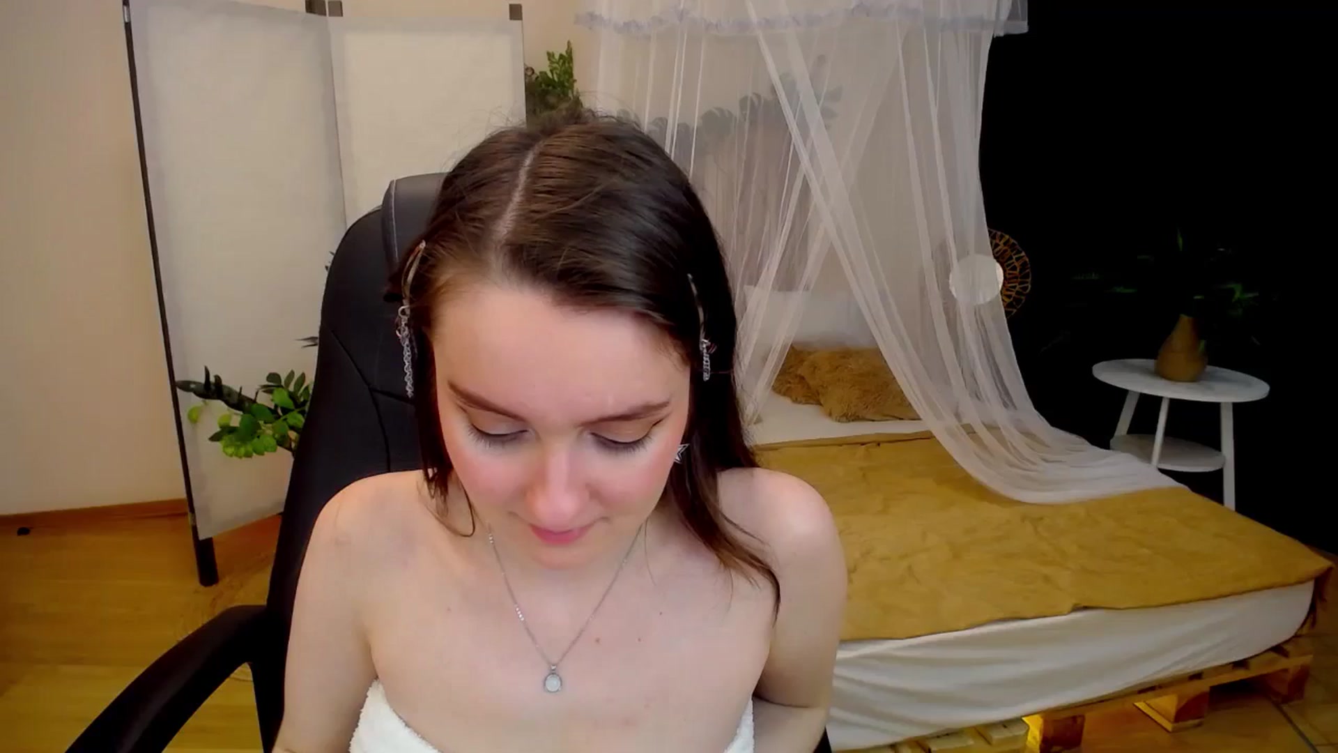 Gallery image thumbnail from Milim_Nava's myfreecams stream on, 09/18/2024, 17:42 image 1 of 20