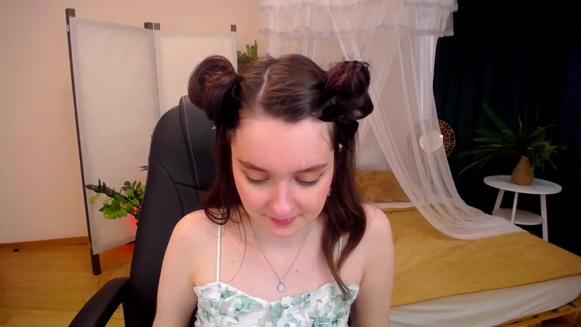 Gallery image thumbnail from Milim_Nava's myfreecams stream on, 09/19/2024, 12:12 image 15 of 20
