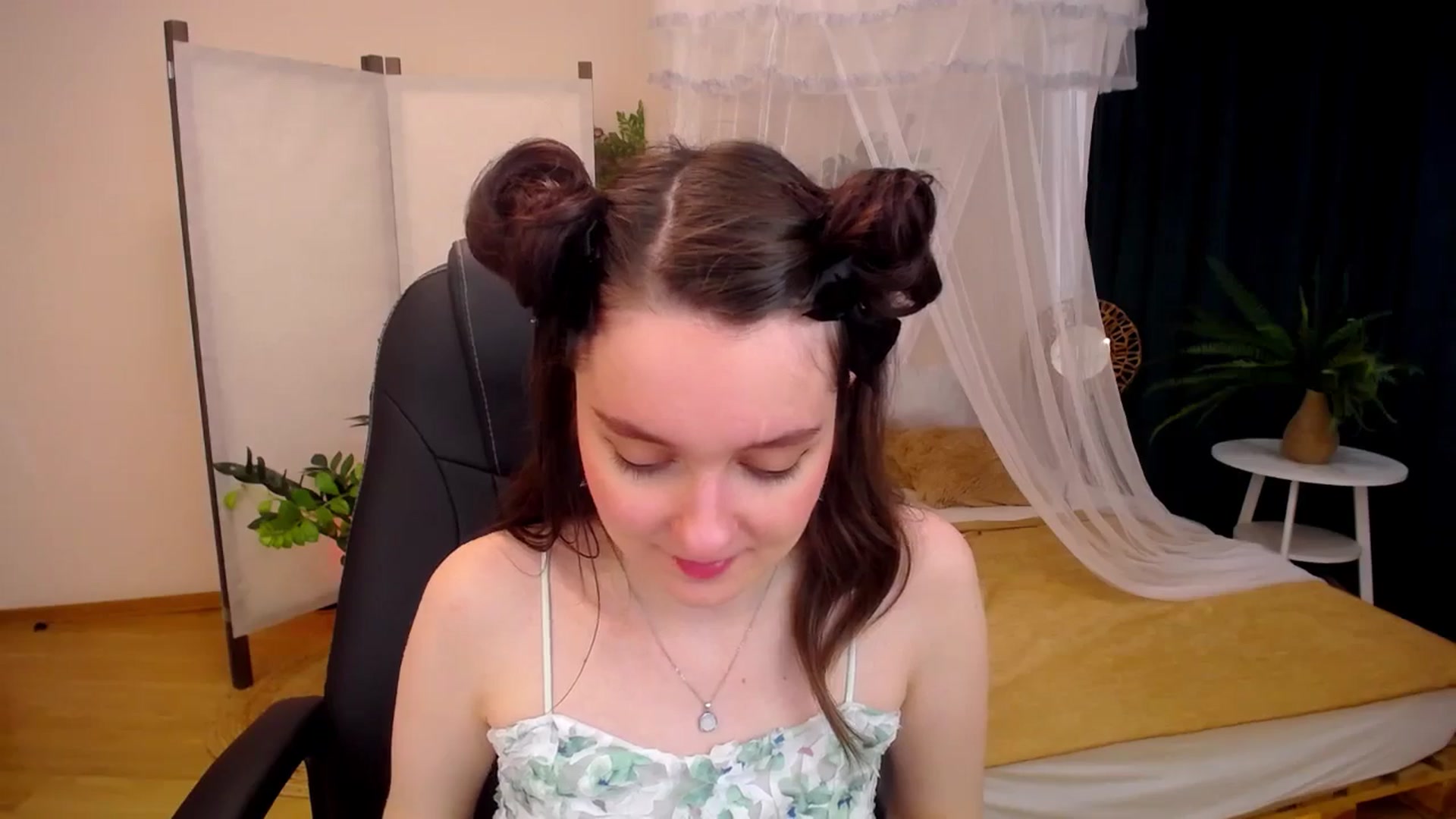 Gallery image thumbnail from Milim_Nava's myfreecams stream on, 09/19/2024, 12:12 image 14 of 20