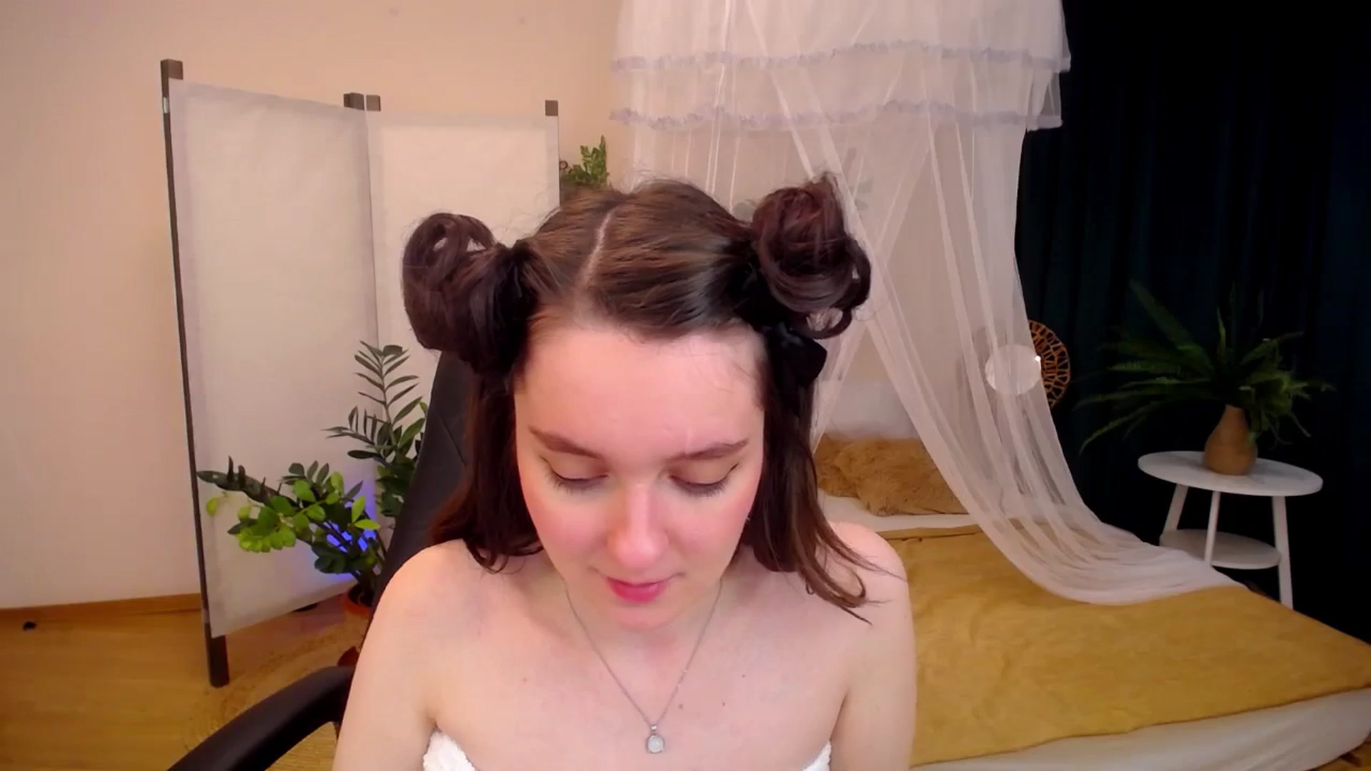 Gallery image thumbnail from Milim_Nava's myfreecams stream on, 09/19/2024, 15:02 image 7 of 20