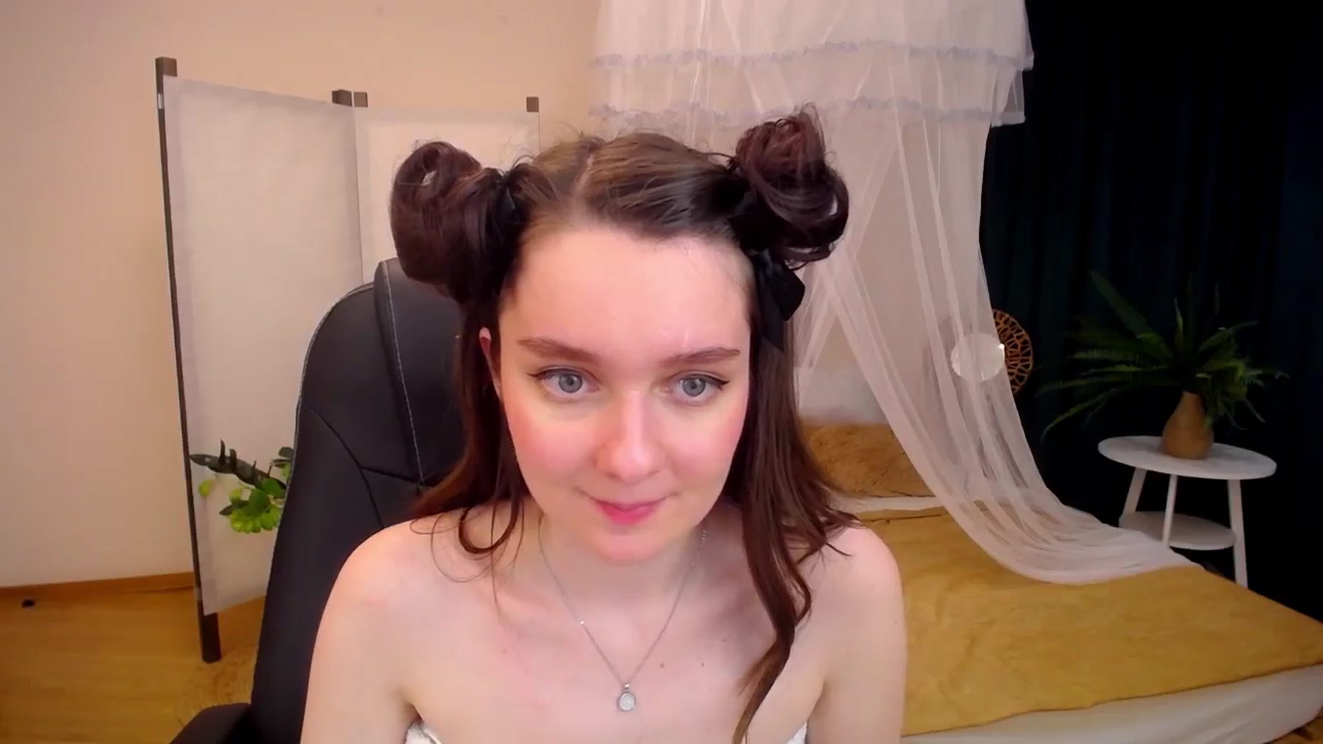 Gallery image thumbnail from Milim_Nava's myfreecams stream on, 09/19/2024, 15:02 image 13 of 20