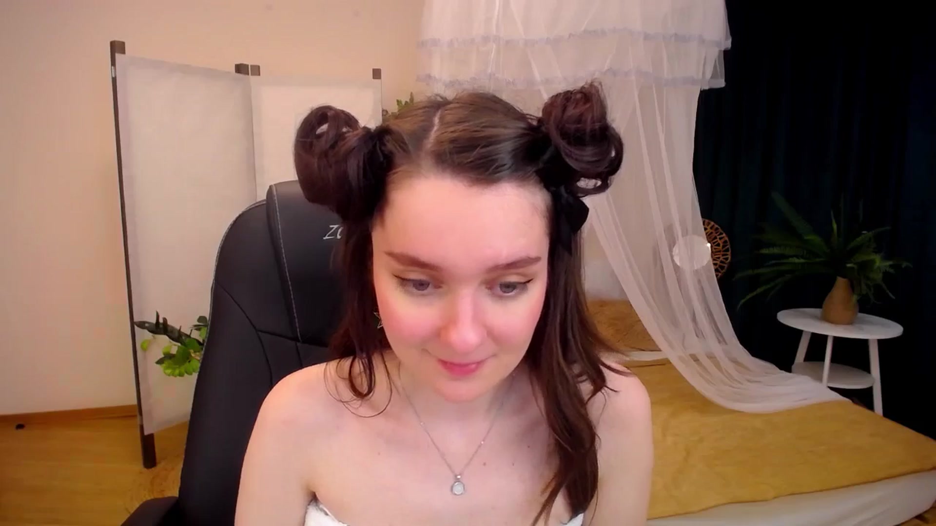Gallery image thumbnail from Milim_Nava's myfreecams stream on, 09/19/2024, 15:02 image 12 of 20
