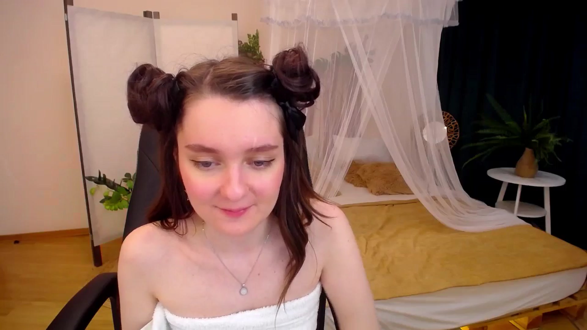 Gallery image thumbnail from Milim_Nava's myfreecams stream on, 09/19/2024, 15:02 image 8 of 20