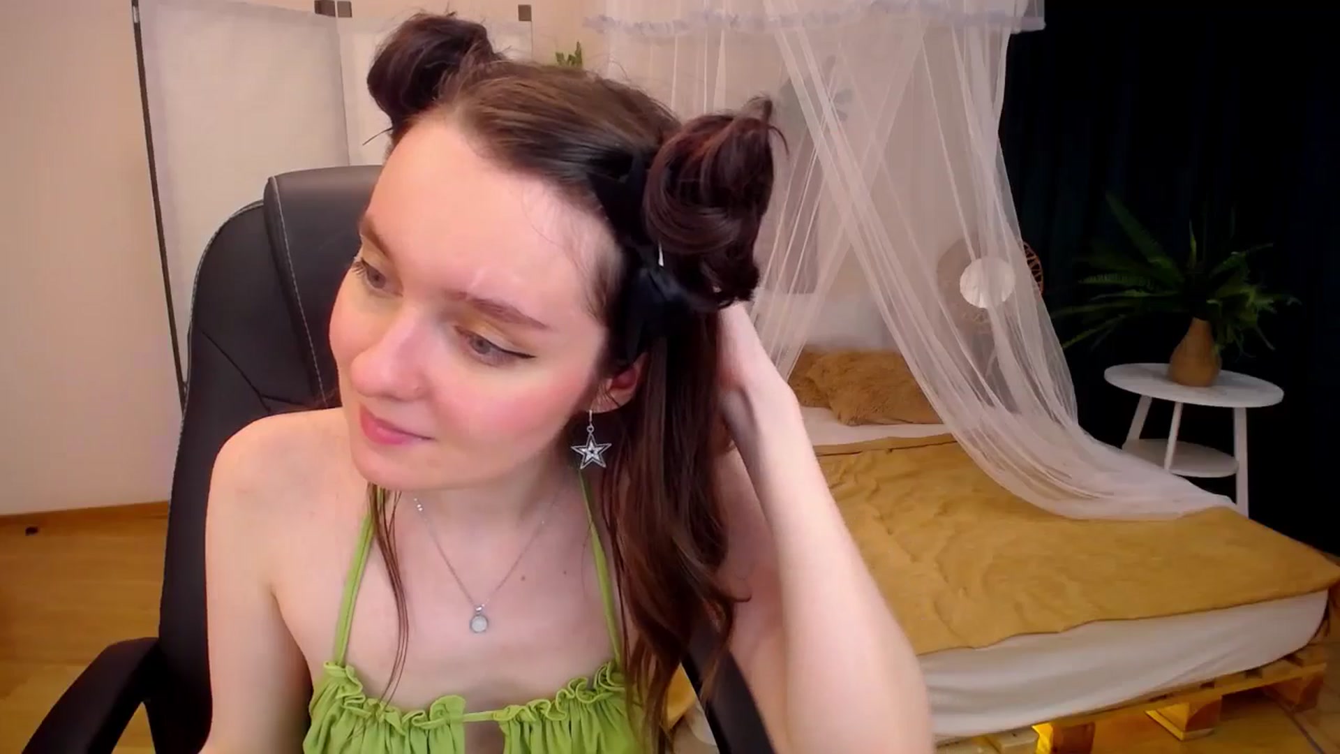 Gallery image thumbnail from Milim_Nava's myfreecams stream on, 09/19/2024, 16:10 image 11 of 20