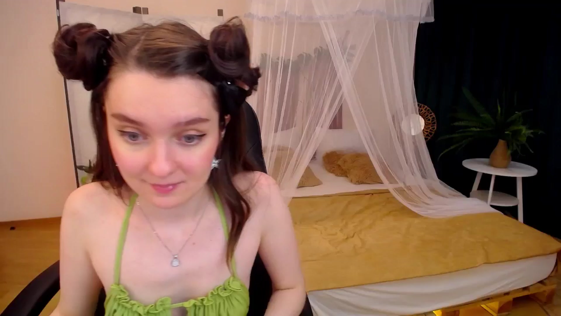 Gallery image thumbnail from Milim_Nava's myfreecams stream on, 09/19/2024, 16:10 image 5 of 20