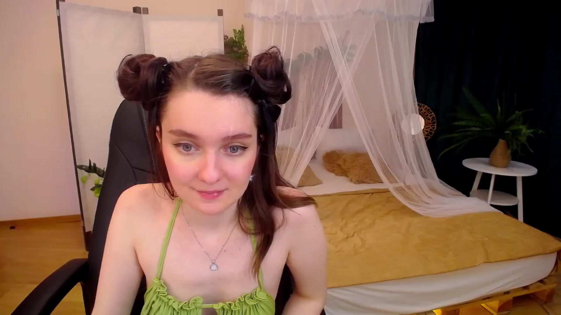 Gallery image thumbnail from Milim_Nava's myfreecams stream on, 09/19/2024, 16:10 image 4 of 20