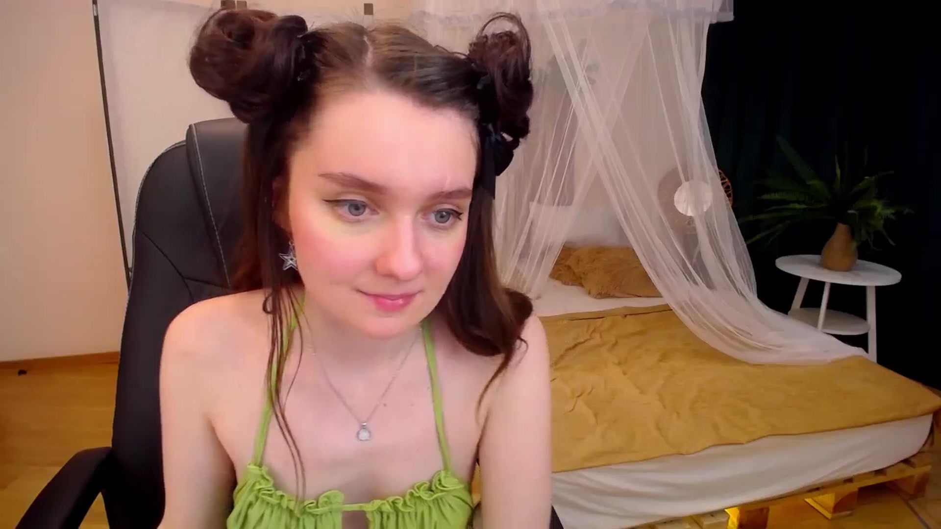 Gallery image thumbnail from Milim_Nava's myfreecams stream on, 09/19/2024, 16:10 image 10 of 20