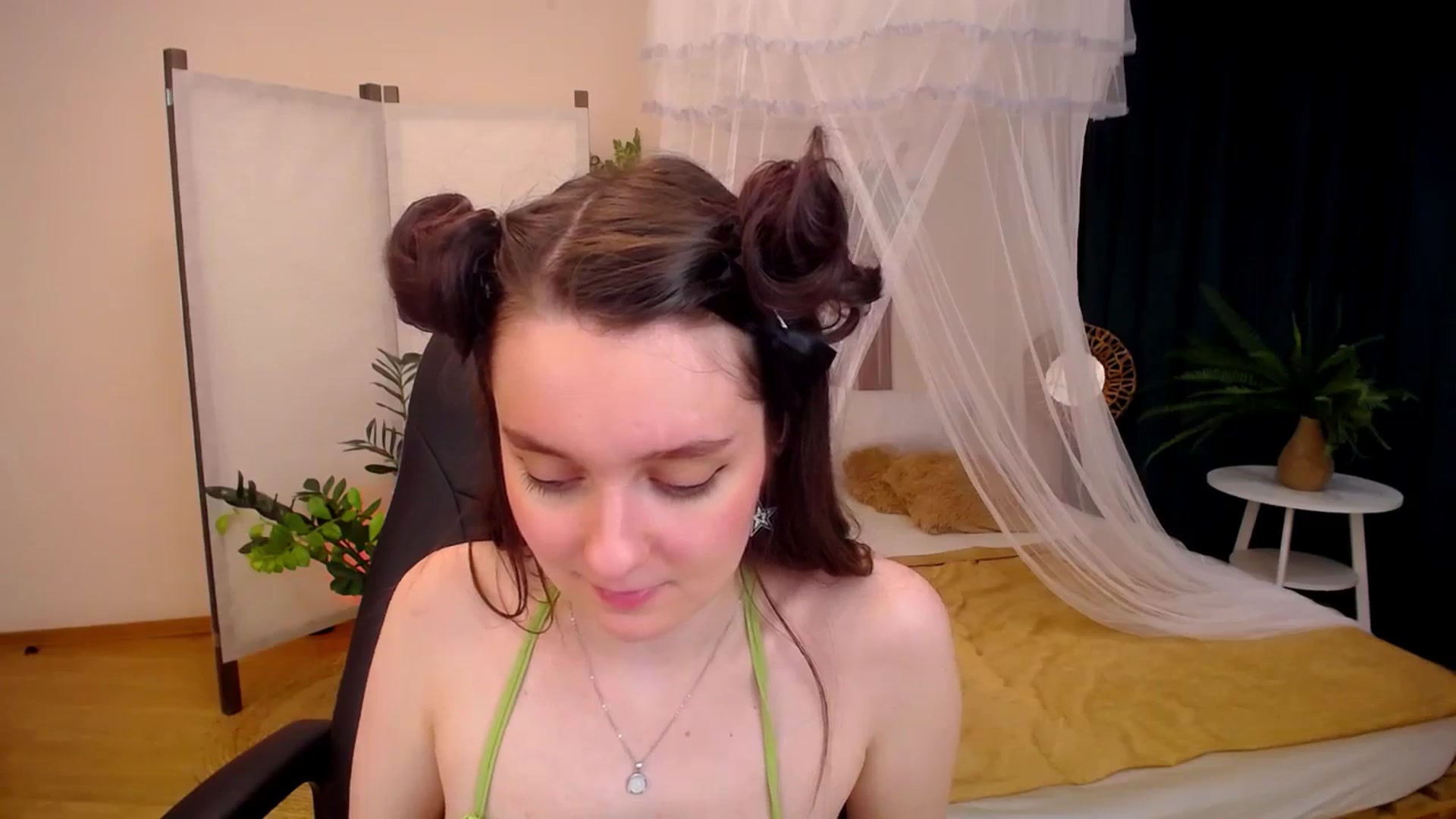 Gallery image thumbnail from Milim_Nava's myfreecams stream on, 09/19/2024, 17:09 image 9 of 20