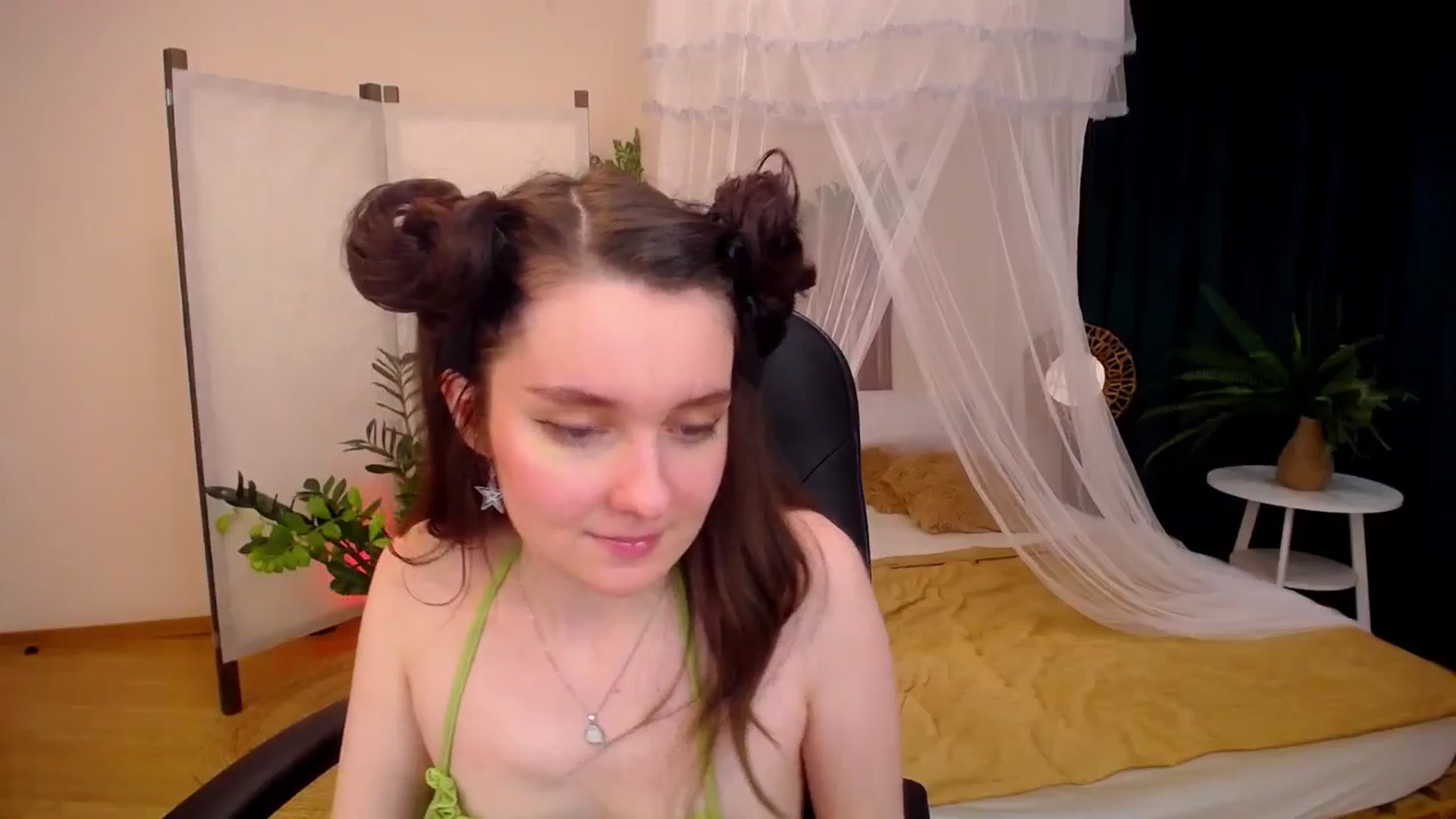 Gallery image thumbnail from Milim_Nava's myfreecams stream on, 09/19/2024, 17:09 image 5 of 20