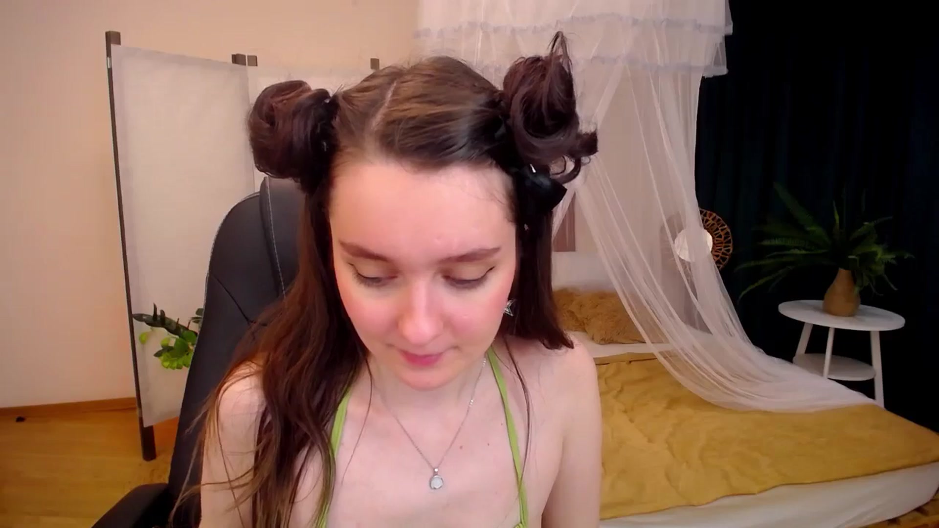Gallery image thumbnail from Milim_Nava's myfreecams stream on, 09/19/2024, 17:09 image 12 of 20