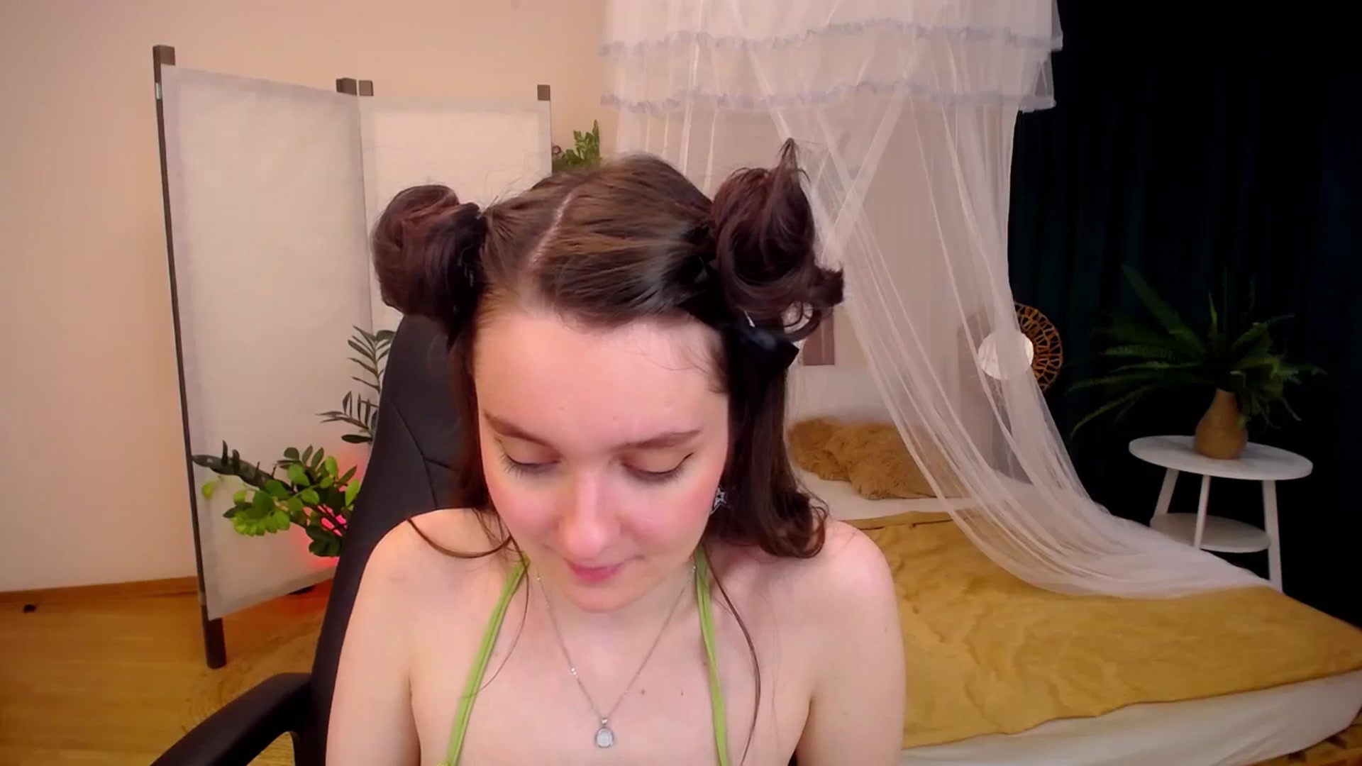 Gallery image thumbnail from Milim_Nava's myfreecams stream on, 09/19/2024, 17:09 image 10 of 20