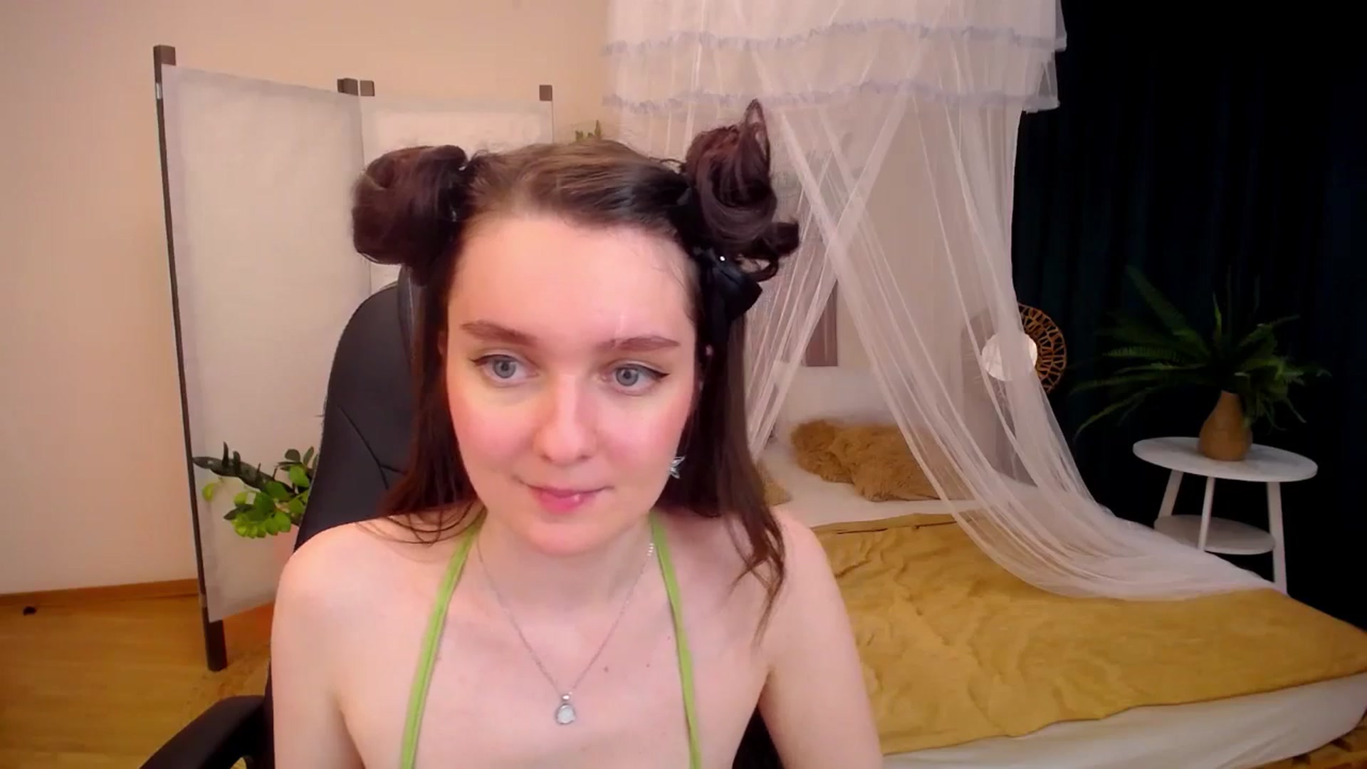 Gallery image thumbnail from Milim_Nava's myfreecams stream on, 09/19/2024, 17:09 image 14 of 20