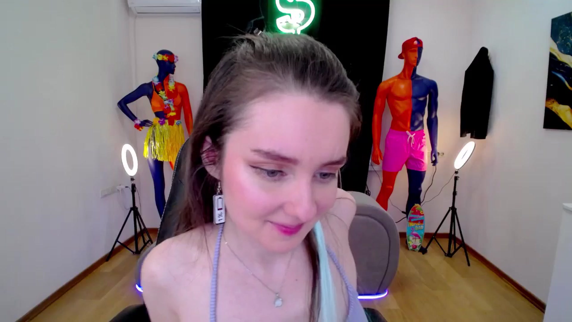 Gallery image thumbnail from Milim_Nava's myfreecams stream on, 09/20/2024, 11:13 image 16 of 20