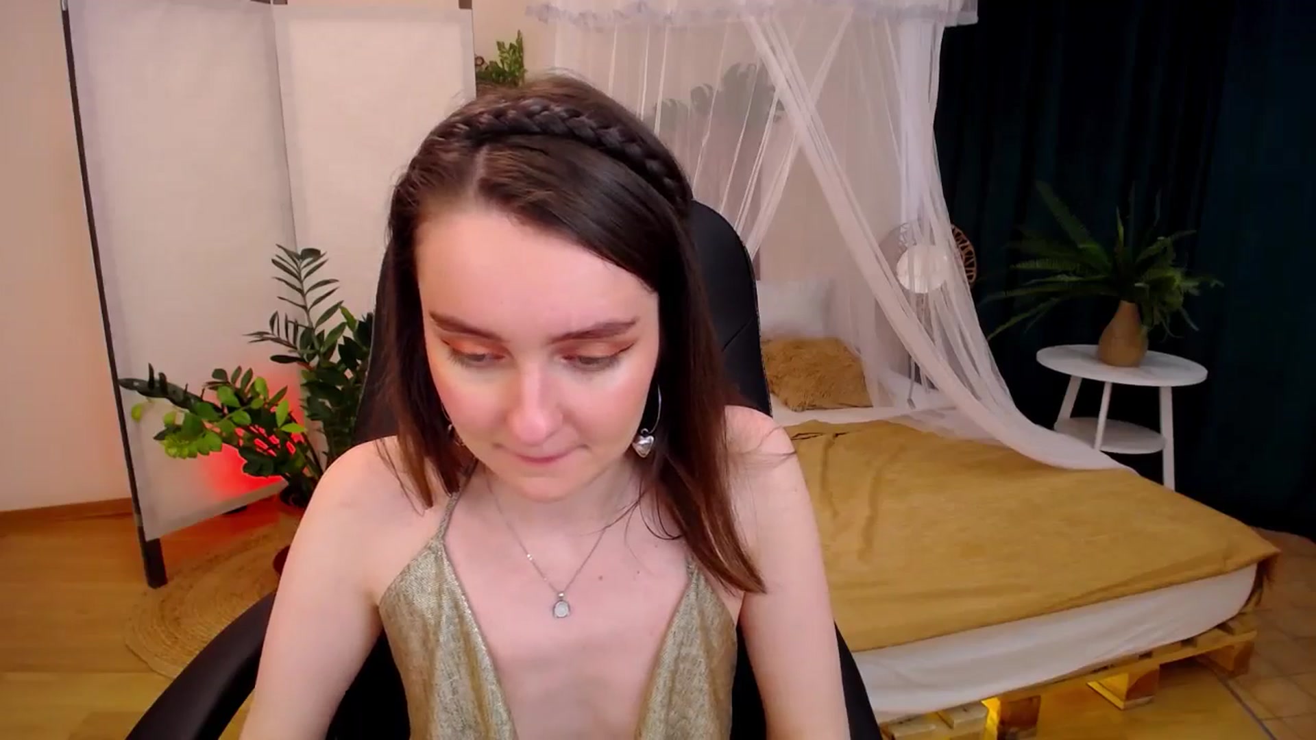 Gallery image thumbnail from Milim_Nava's myfreecams stream on, 09/21/2024, 09:04 image 15 of 20
