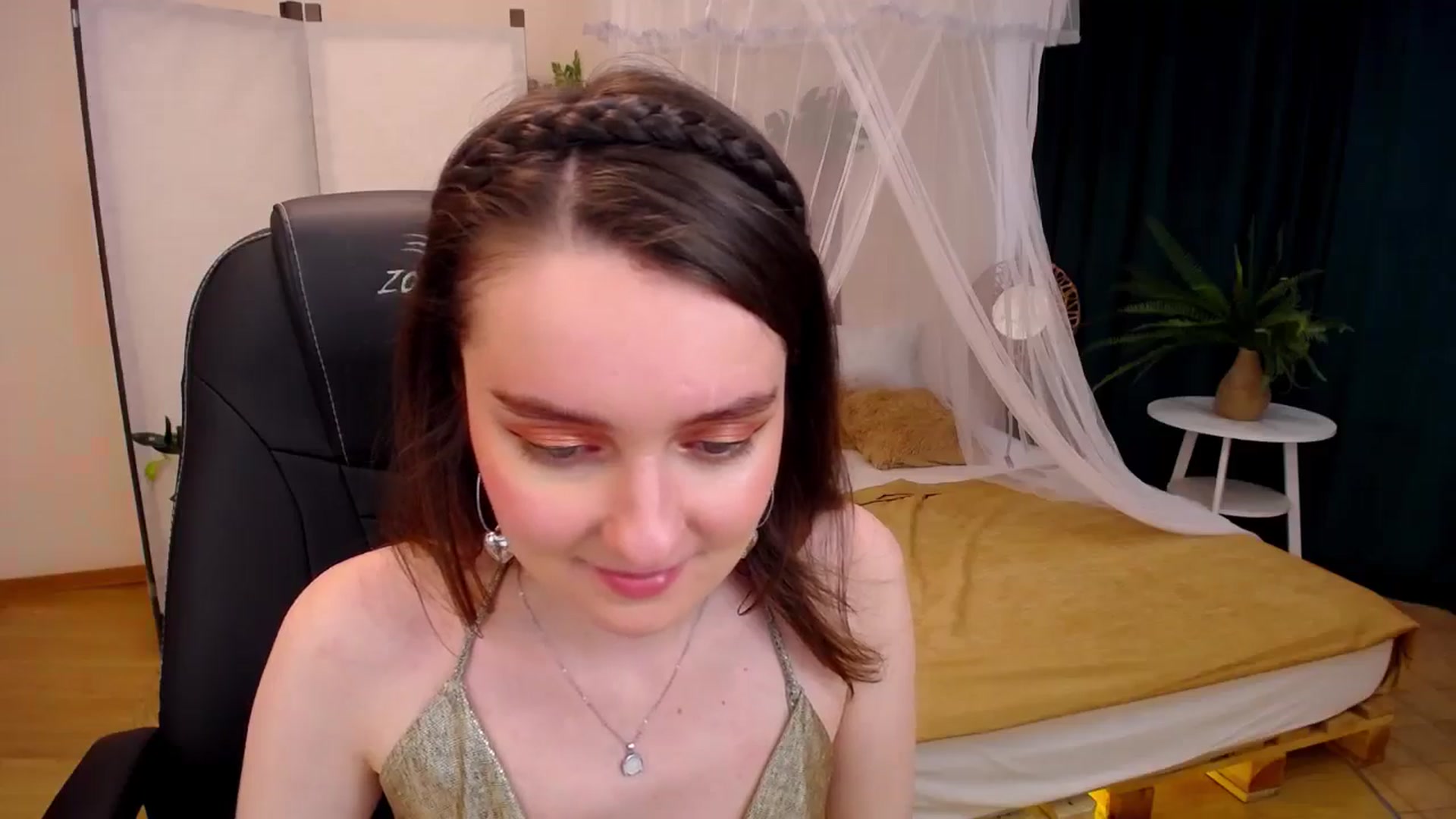 Gallery image thumbnail from Milim_Nava's myfreecams stream on, 09/21/2024, 09:04 image 4 of 20