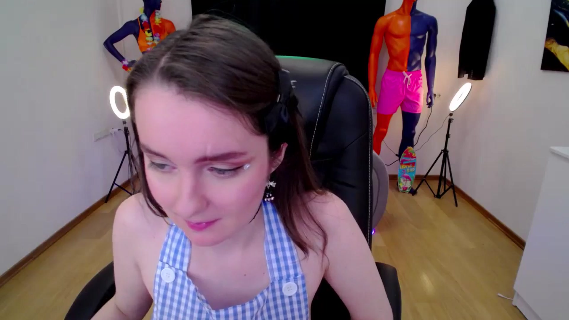 Gallery image thumbnail from Milim_Nava's myfreecams stream on, 09/25/2024, 24:32 image 20 of 20