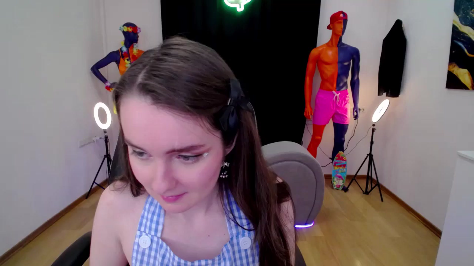 Gallery image thumbnail from Milim_Nava's myfreecams stream on, 09/25/2024, 24:32 image 7 of 20