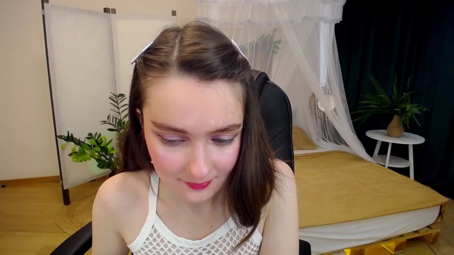 Gallery image thumbnail from Milim_Nava's myfreecams stream on, 09/27/2024, 10:37 image 5 of 20