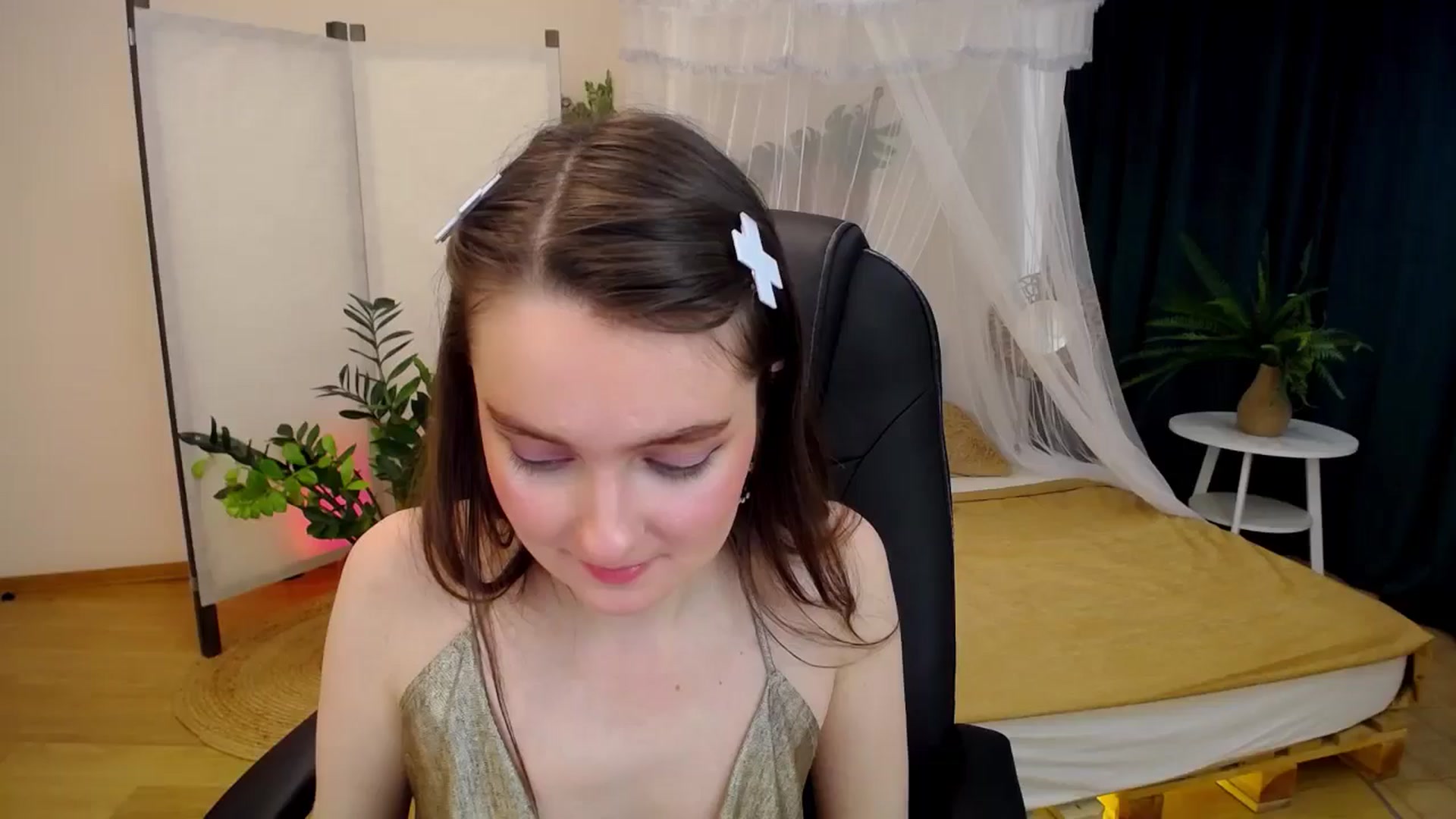 Gallery image thumbnail from Milim_Nava's myfreecams stream on, 09/27/2024, 13:45 image 11 of 20