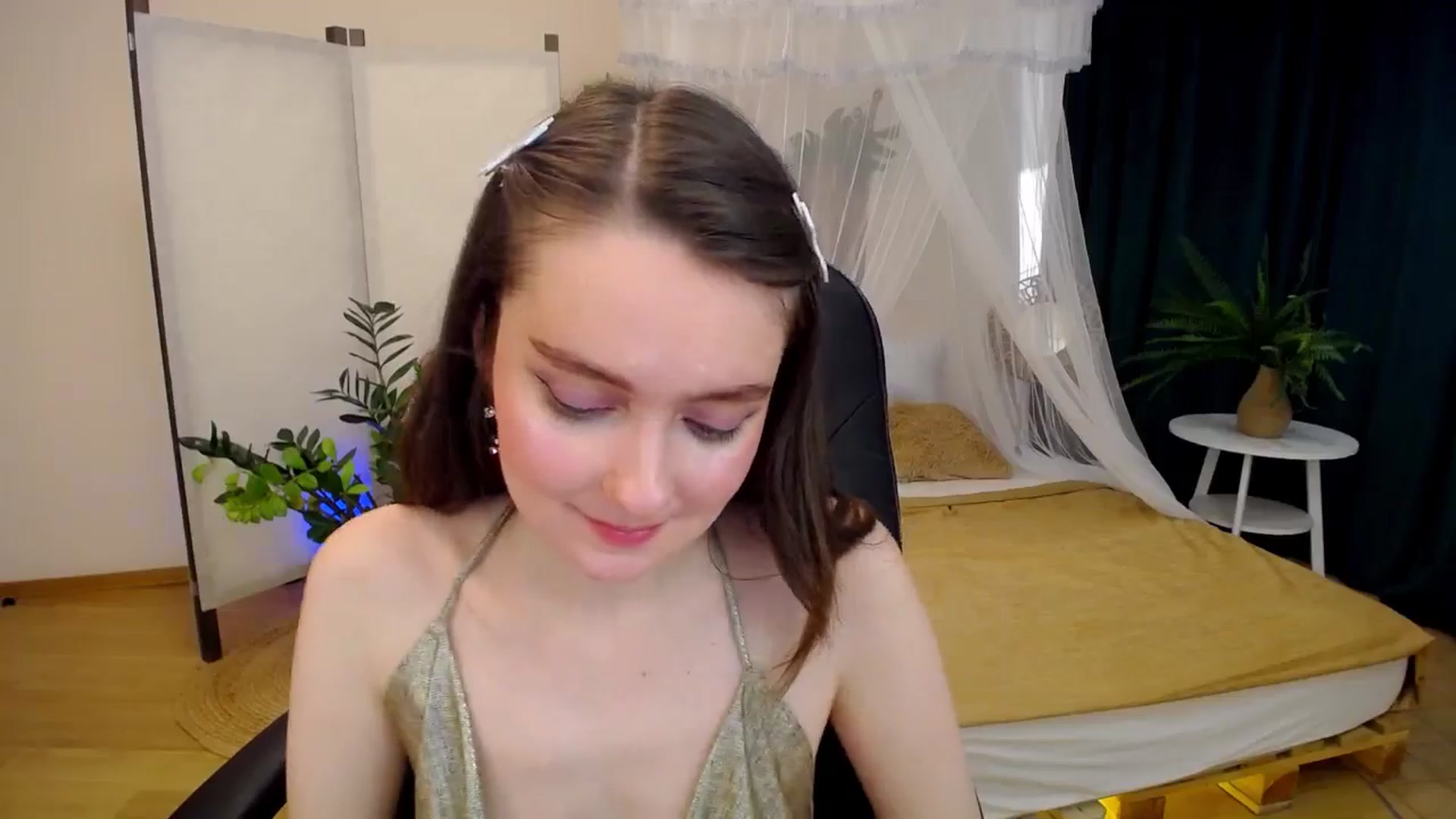 Gallery image thumbnail from Milim_Nava's myfreecams stream on, 09/27/2024, 13:45 image 7 of 20