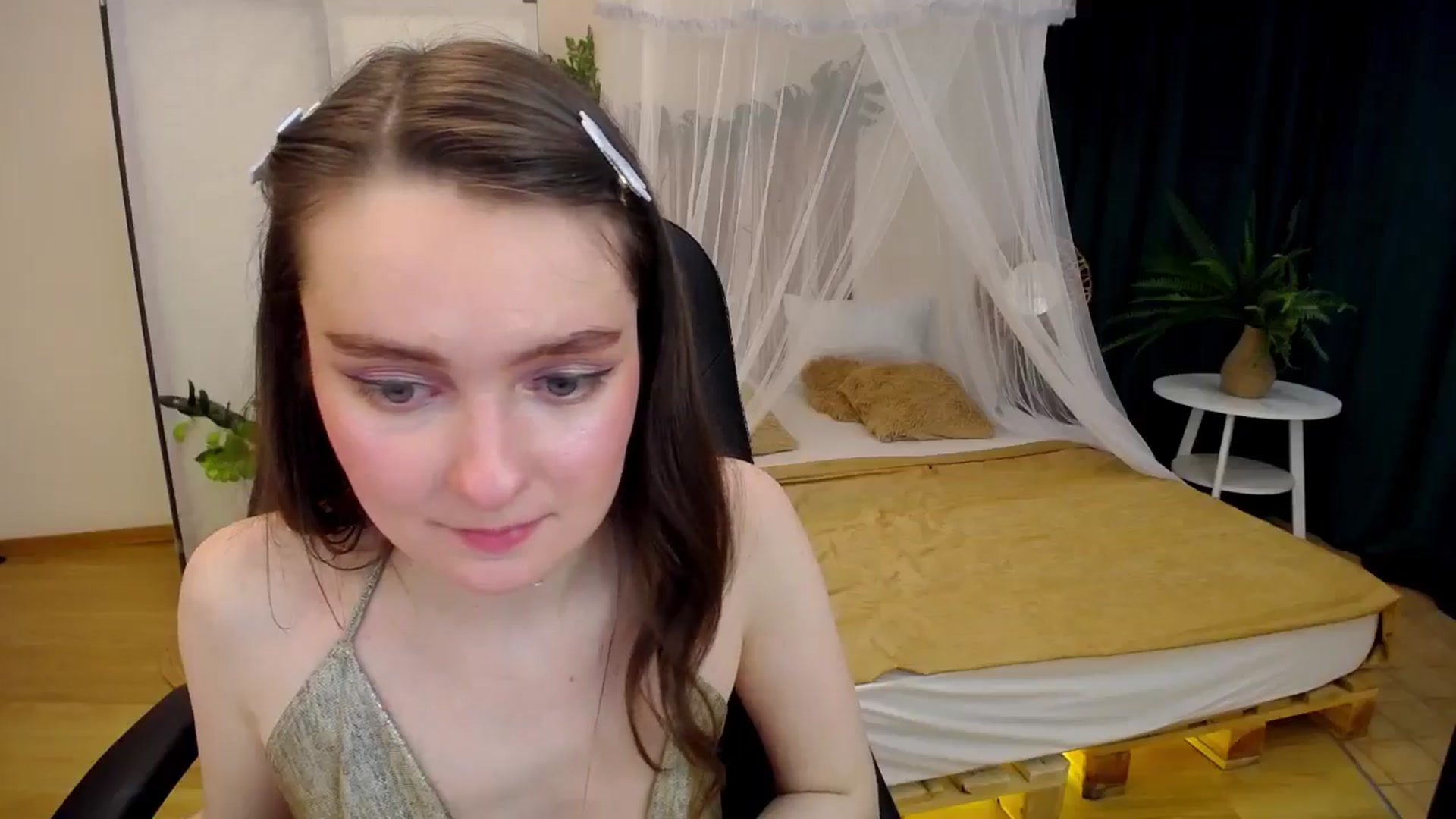 Gallery image thumbnail from Milim_Nava's myfreecams stream on, 09/27/2024, 16:13 image 13 of 20