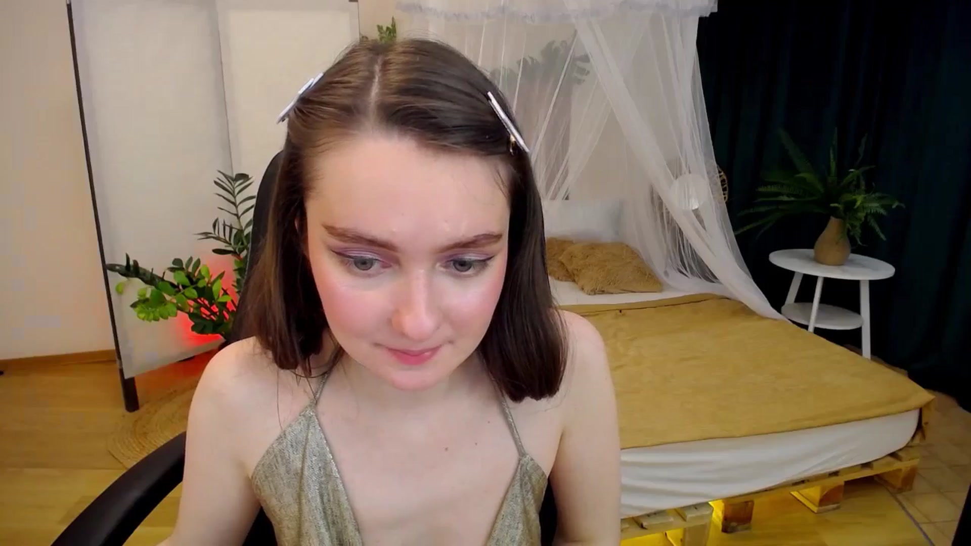 Gallery image thumbnail from Milim_Nava's myfreecams stream on, 09/27/2024, 16:13 image 15 of 20