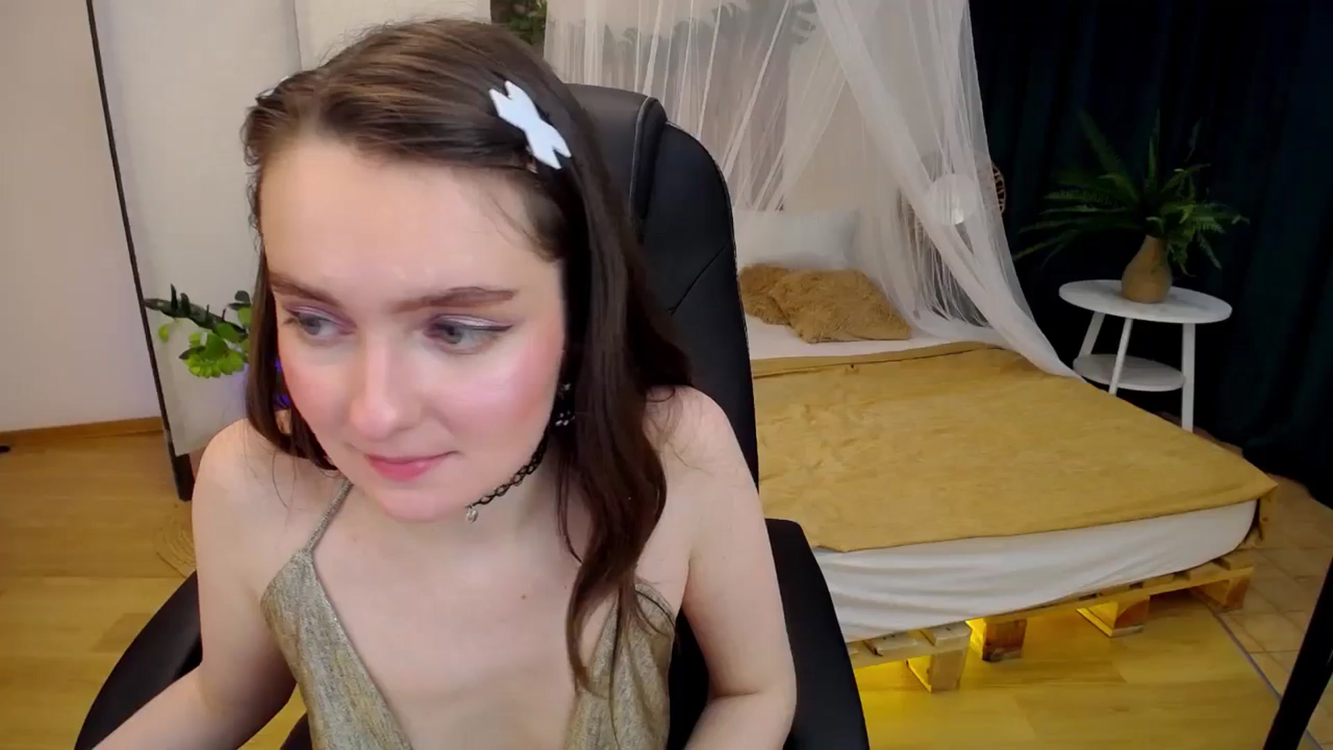 Gallery image thumbnail from Milim_Nava's myfreecams stream on, 09/27/2024, 16:13 image 4 of 20