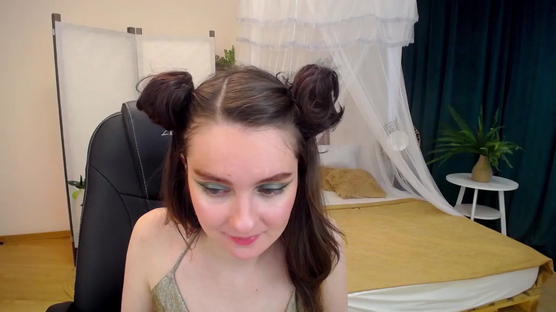 Gallery image thumbnail from Milim_Nava's myfreecams stream on, 09/28/2024, 08:46 image 19 of 20