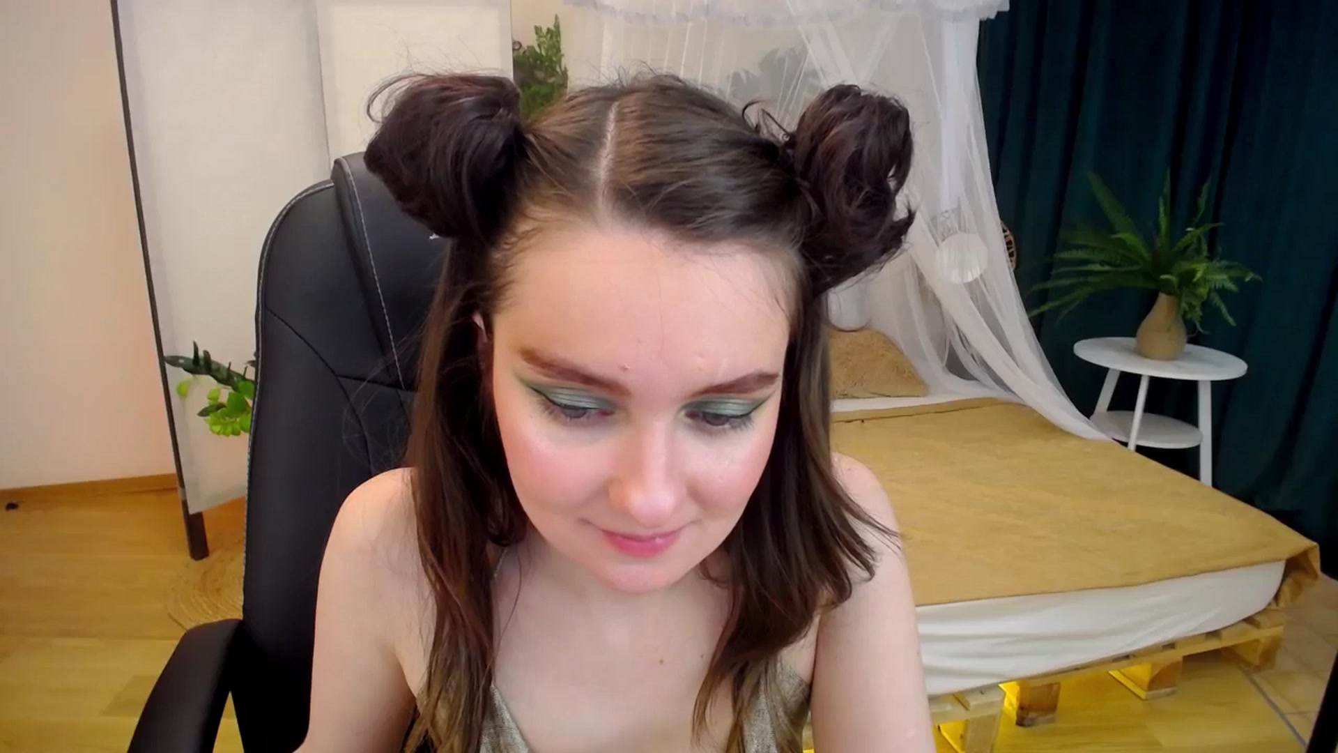 Gallery image thumbnail from Milim_Nava's myfreecams stream on, 09/28/2024, 08:46 image 6 of 20