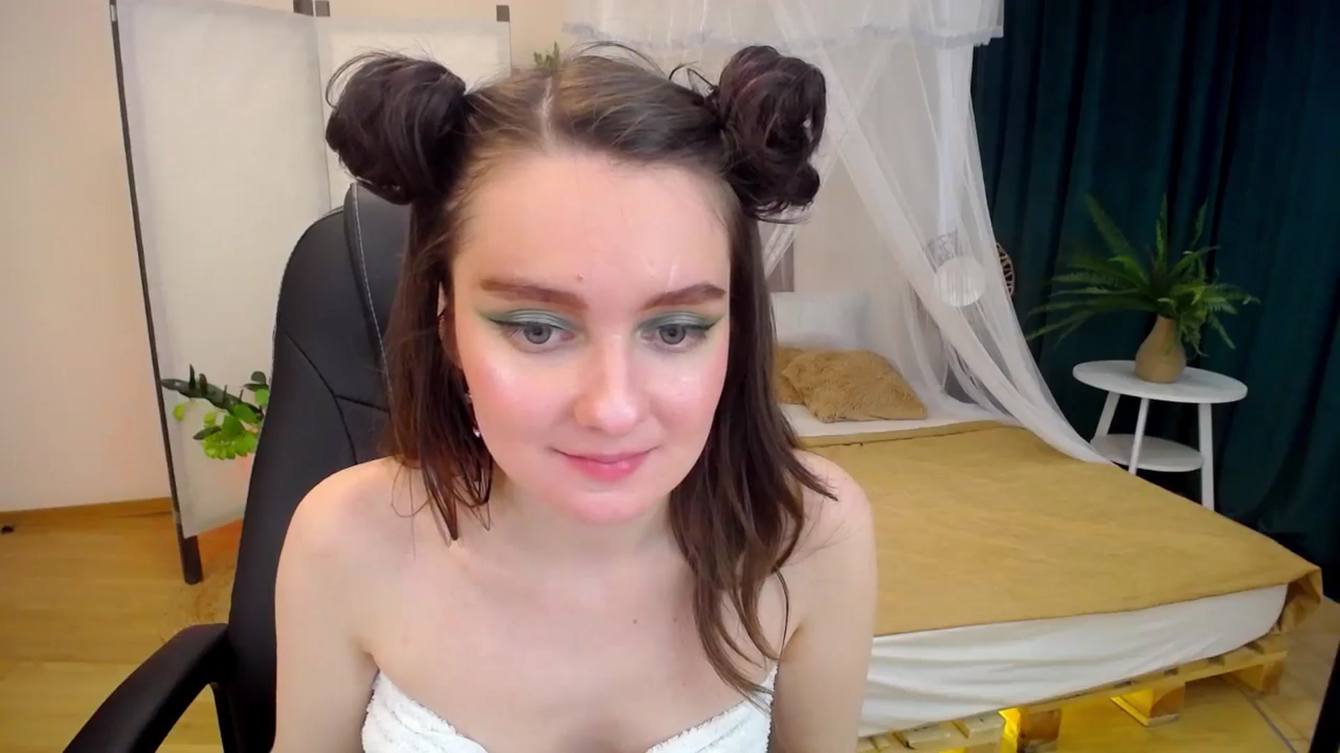Gallery image thumbnail from Milim_Nava's myfreecams stream on, 09/28/2024, 09:53 image 20 of 20