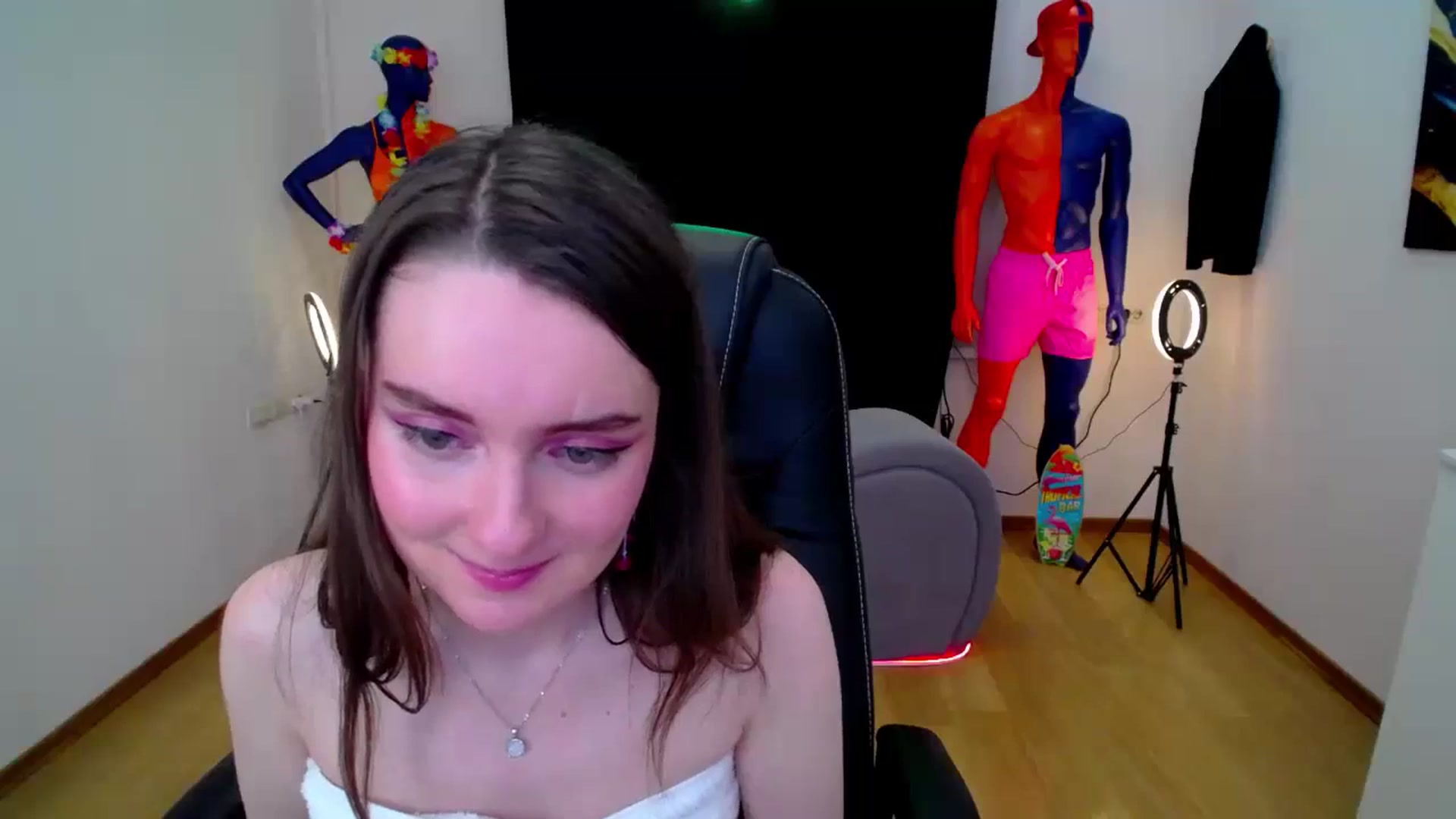 Gallery image thumbnail from Milim_Nava's myfreecams stream on, 10/03/2024, 01:46 image 17 of 20