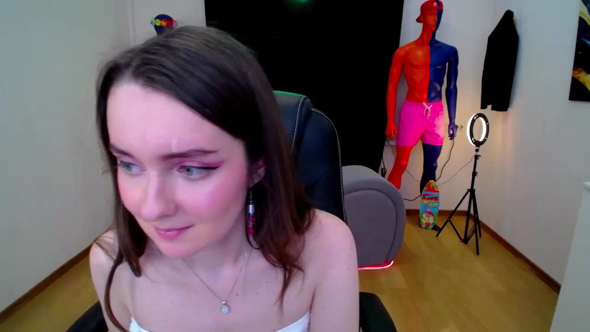 Gallery image thumbnail from Milim_Nava's myfreecams stream on, 10/03/2024, 01:46 image 14 of 20