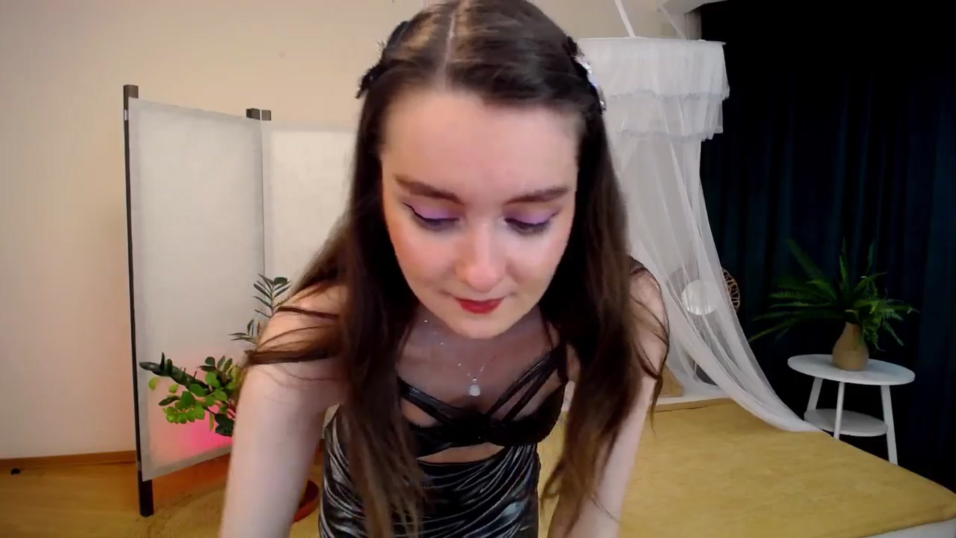 Gallery image thumbnail from Milim_Nava's myfreecams stream on, 10/03/2024, 19:31 image 11 of 20