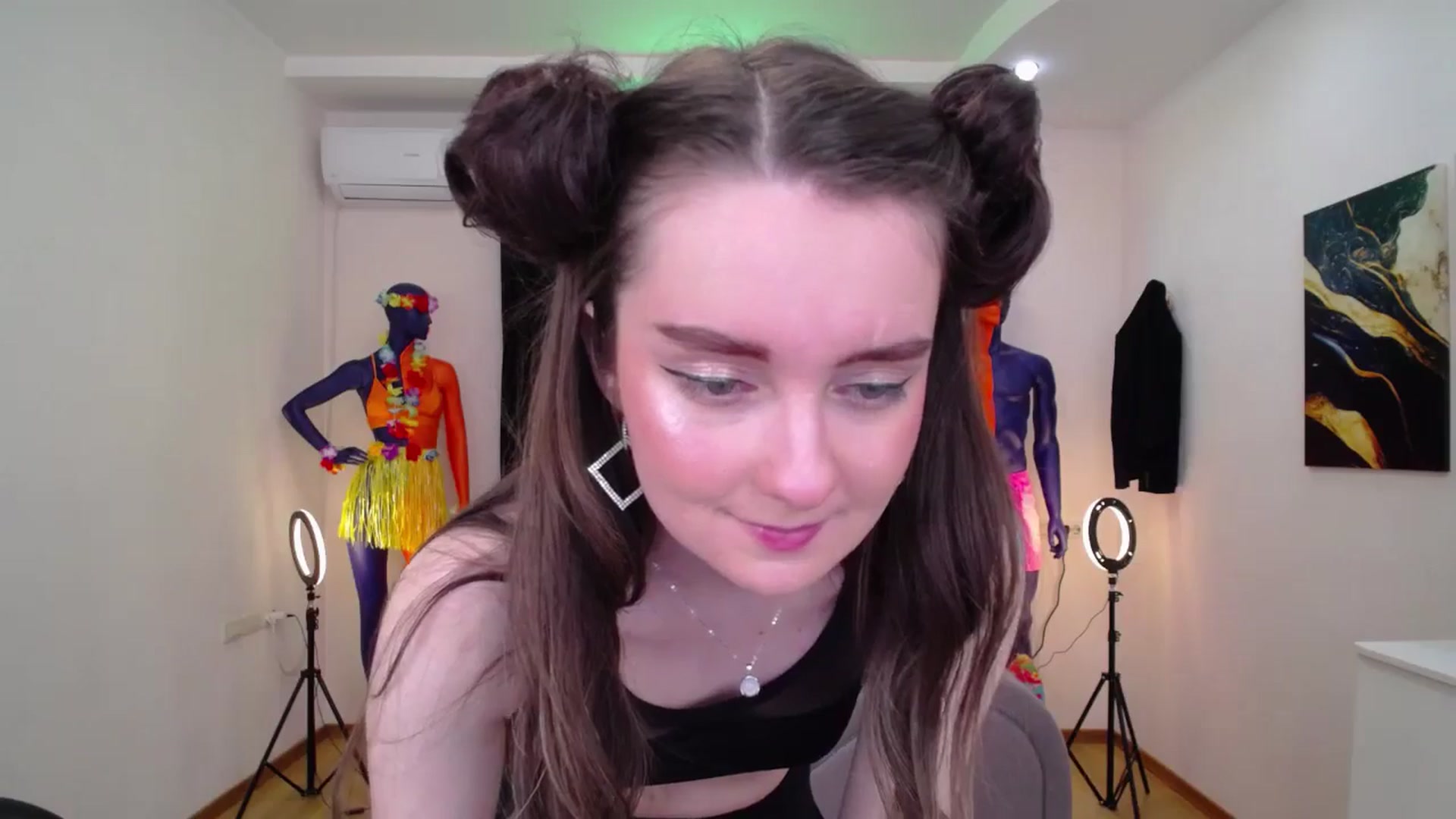 Gallery image thumbnail from Milim_Nava's myfreecams stream on, 10/04/2024, 14:12 image 19 of 20