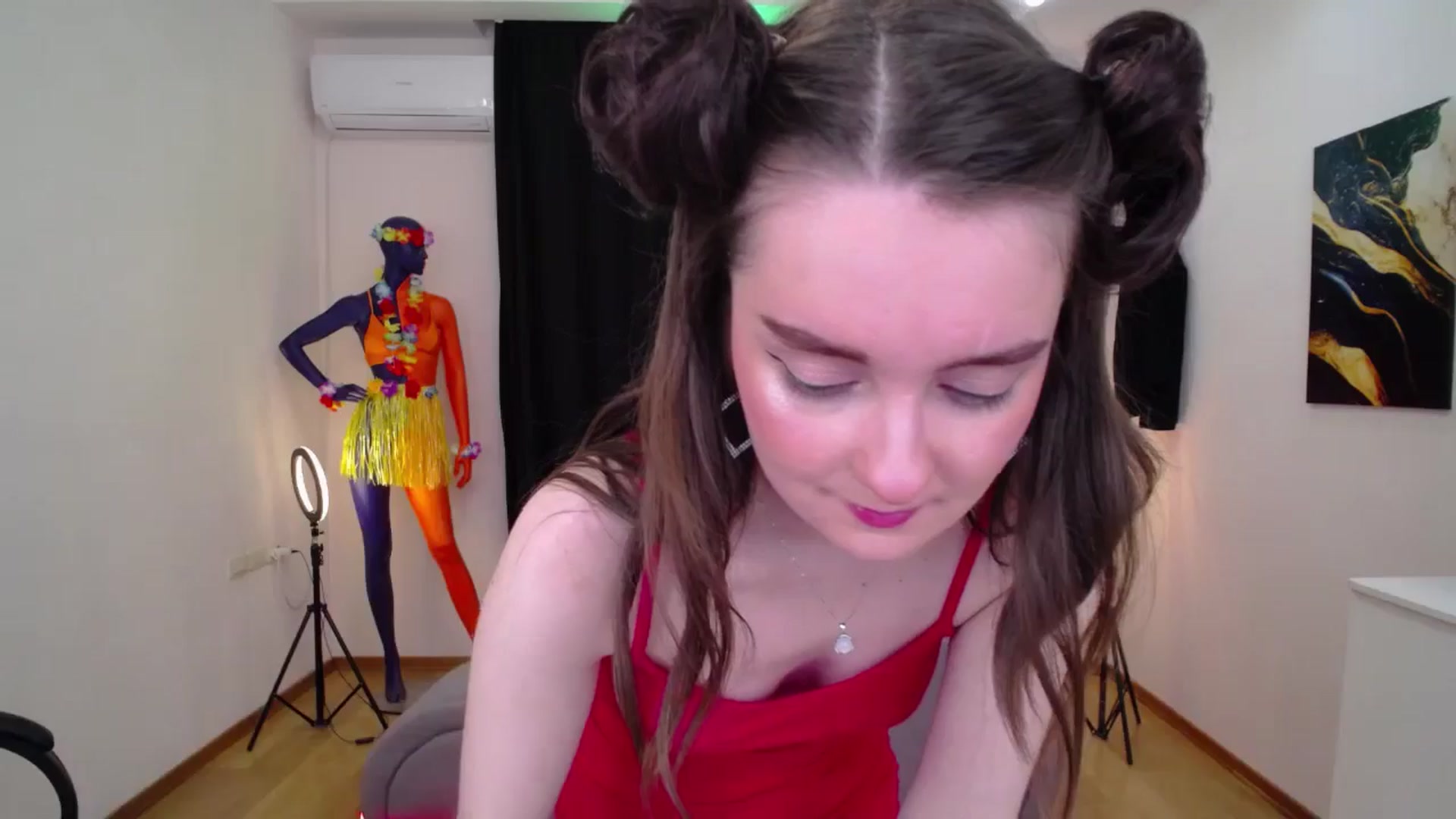 Gallery image thumbnail from Milim_Nava's myfreecams stream on, 10/04/2024, 14:12 image 14 of 20