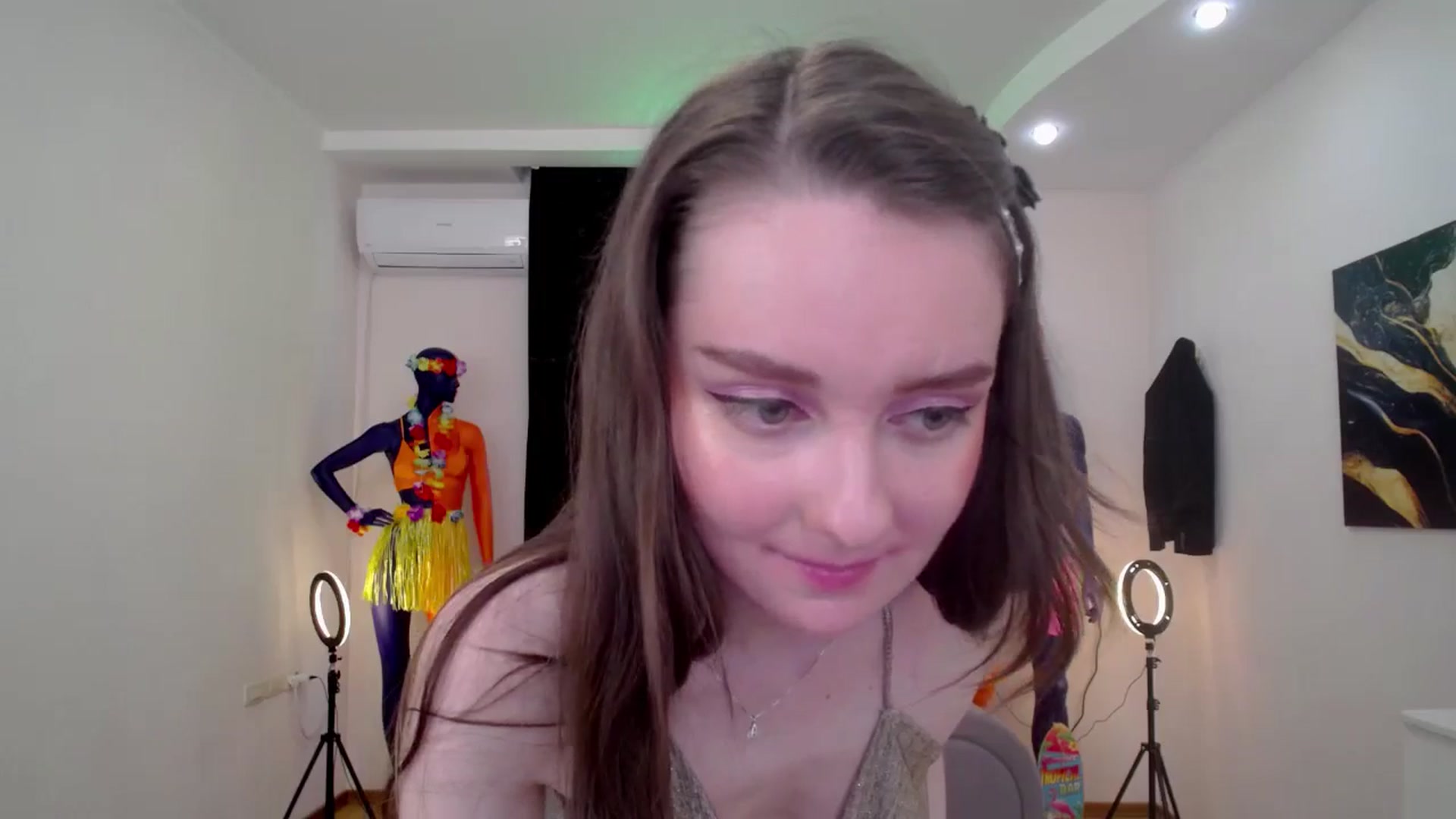Gallery image thumbnail from Milim_Nava's myfreecams stream on, 10/08/2024, 09:04 image 11 of 20