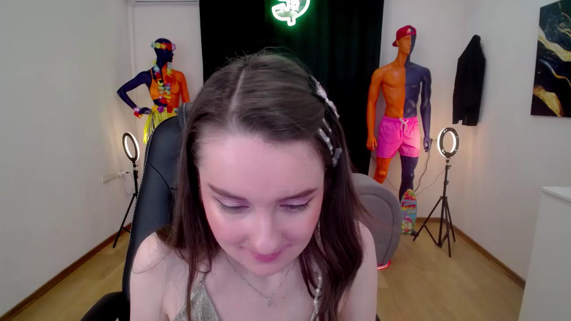 Gallery image thumbnail from Milim_Nava's myfreecams stream on, 10/08/2024, 09:04 image 4 of 20