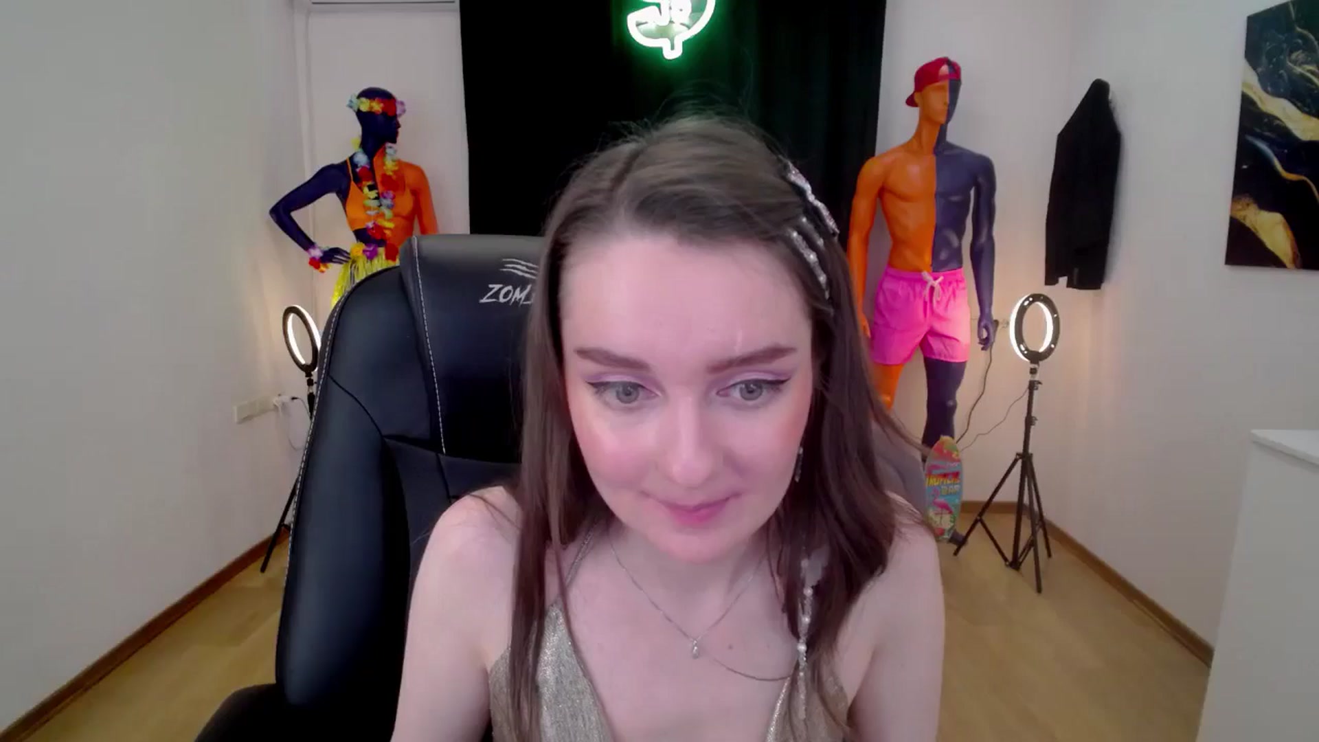 Gallery image thumbnail from Milim_Nava's myfreecams stream on, 10/08/2024, 09:04 image 13 of 20