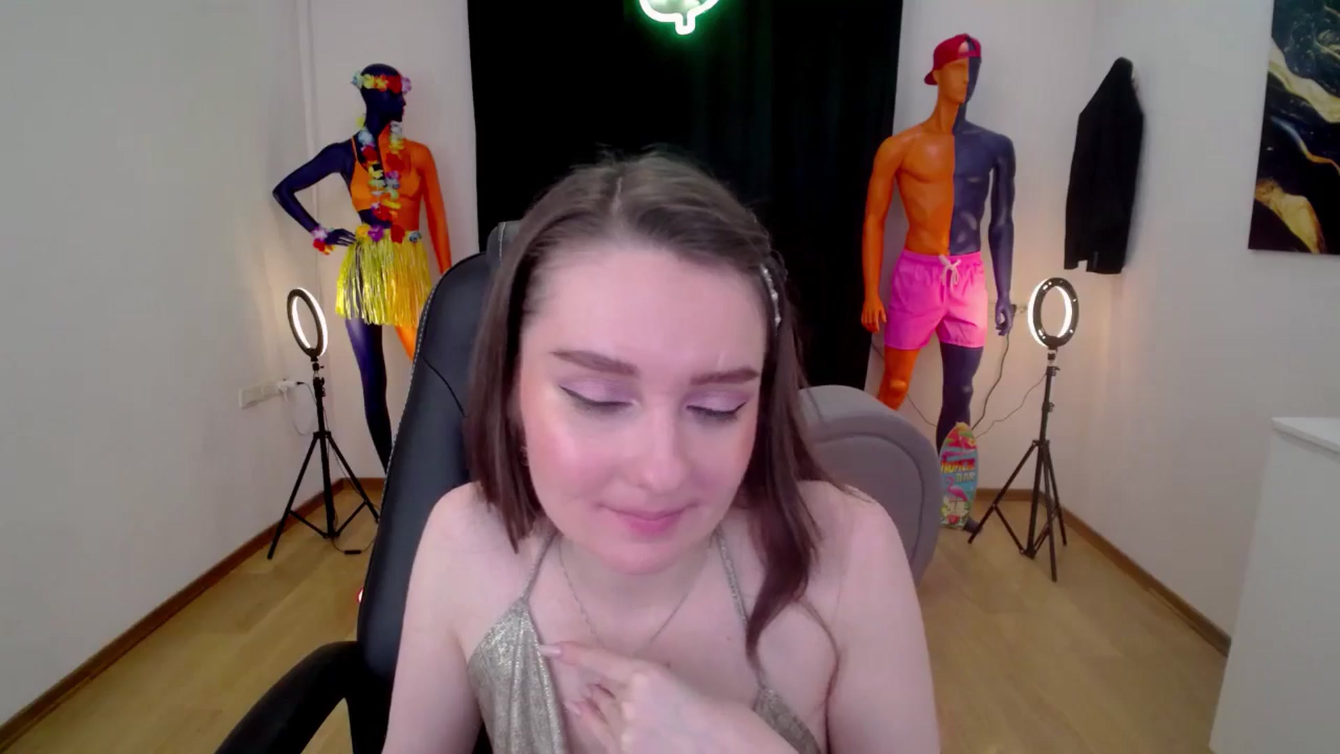 Gallery image thumbnail from Milim_Nava's myfreecams stream on, 10/08/2024, 09:52 image 12 of 20