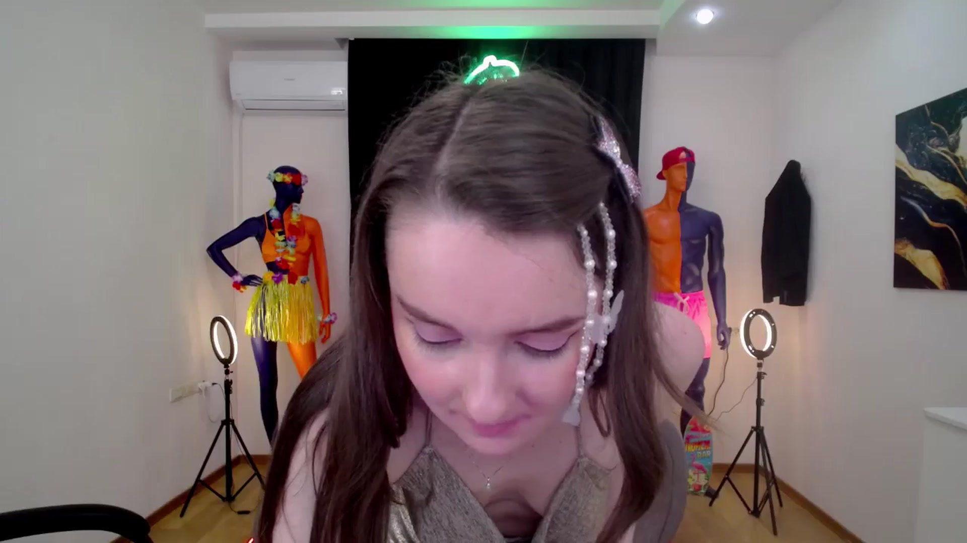 Gallery image thumbnail from Milim_Nava's myfreecams stream on, 10/08/2024, 09:52 image 5 of 20