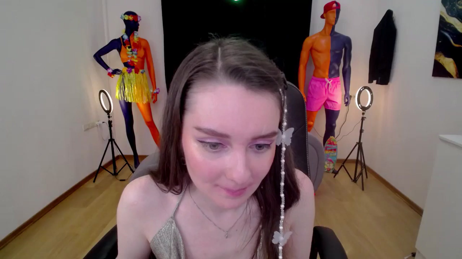 Gallery image thumbnail from Milim_Nava's myfreecams stream on, 10/08/2024, 10:20 image 6 of 20