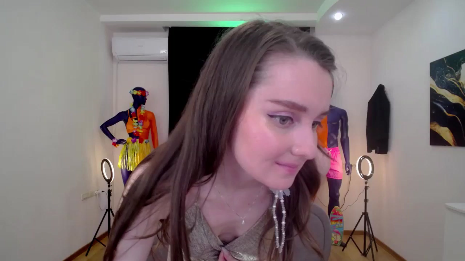 Gallery image thumbnail from Milim_Nava's myfreecams stream on, 10/08/2024, 10:20 image 1 of 20