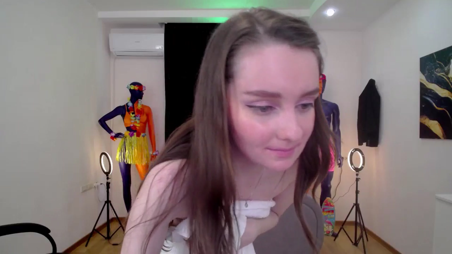 Gallery image thumbnail from Milim_Nava's myfreecams stream on, 10/08/2024, 11:35 image 12 of 20