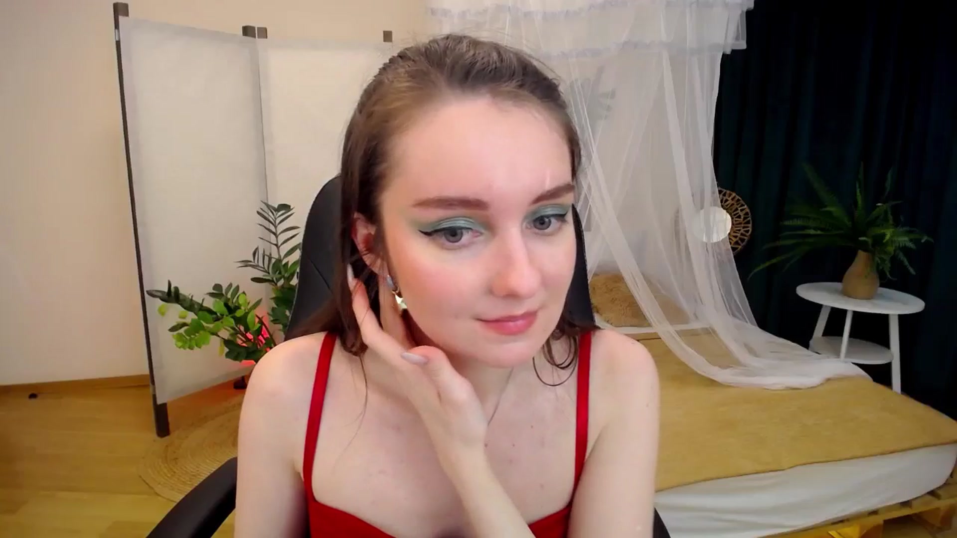 Gallery image thumbnail from Milim_Nava's myfreecams stream on, 10/11/2024, 09:18 image 2 of 20