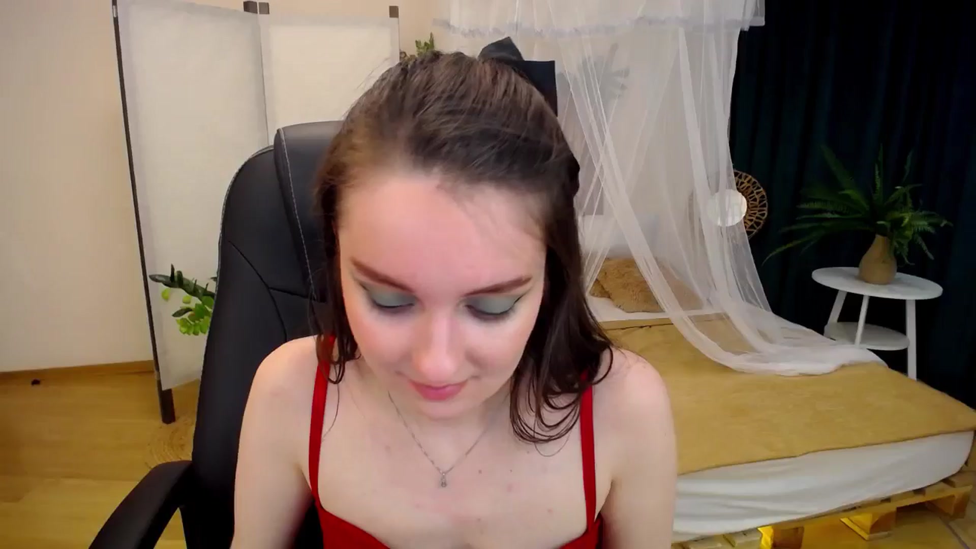Gallery image thumbnail from Milim_Nava's myfreecams stream on, 10/11/2024, 09:18 image 13 of 20