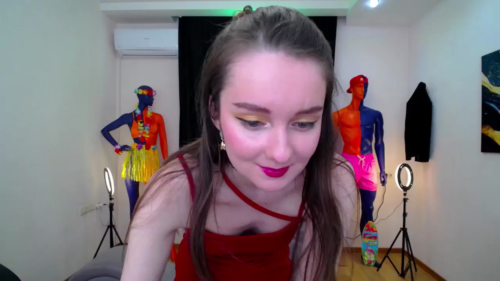 Gallery image thumbnail from Milim_Nava's myfreecams stream on, 10/13/2024, 10:37 image 20 of 20