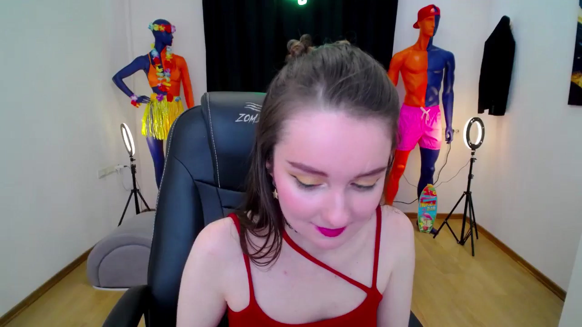 Gallery image thumbnail from Milim_Nava's myfreecams stream on, 10/13/2024, 12:00 image 17 of 20