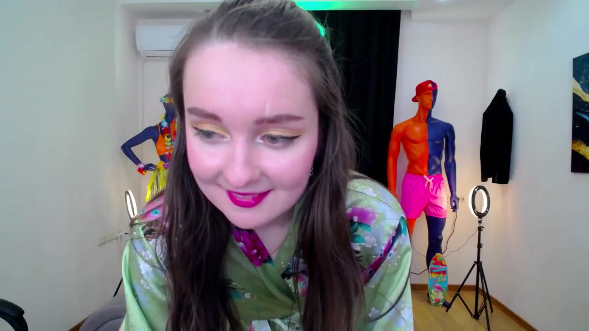 Gallery image thumbnail from Milim_Nava's myfreecams stream on, 10/13/2024, 13:11 image 17 of 20